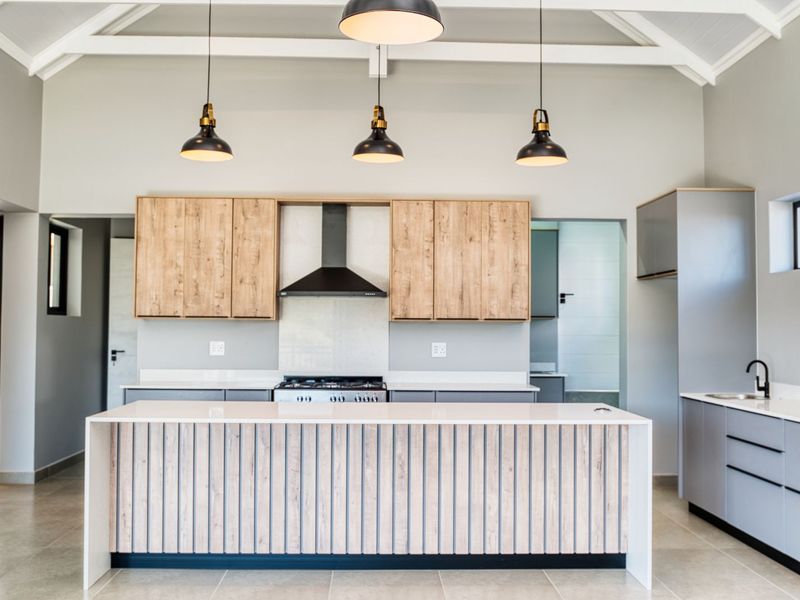 House For Sale in Outeniquasbosch - Photo 6