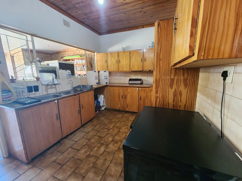 House For Sale in Heuwelsig - Photo 5