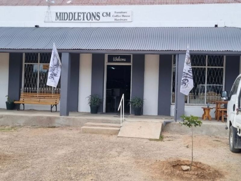 House For Sale in Steytlerville Central - Photo 2