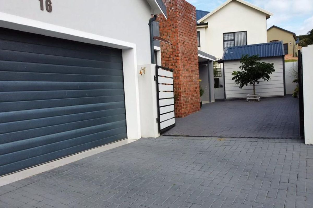 House For Sale in Stilbaai Wes - Photo 3