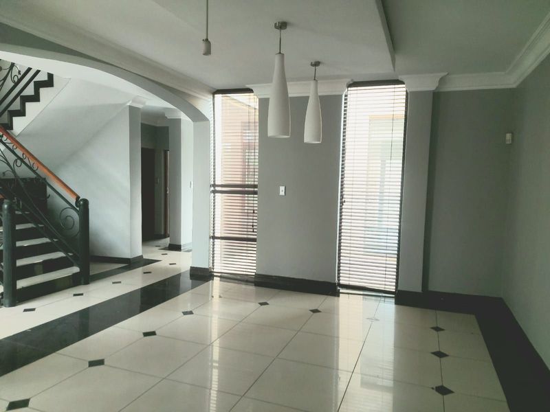 House To Rent in Savannah Country Estate - Photo 8