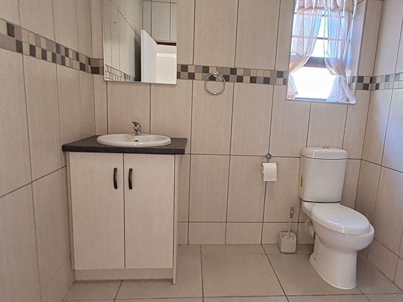 House For Sale in Blue Mountain Village - Photo 10