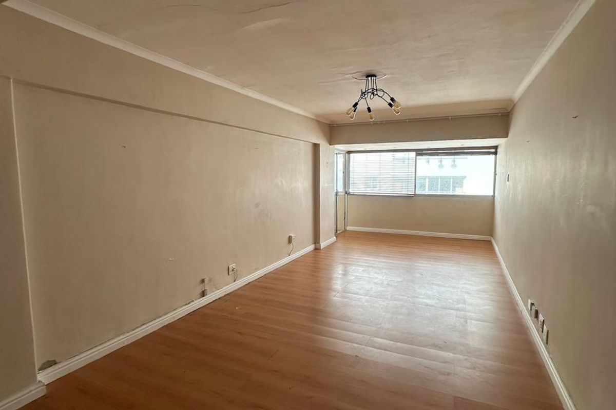 Apartment For Sale in Mouille Point - Photo 4