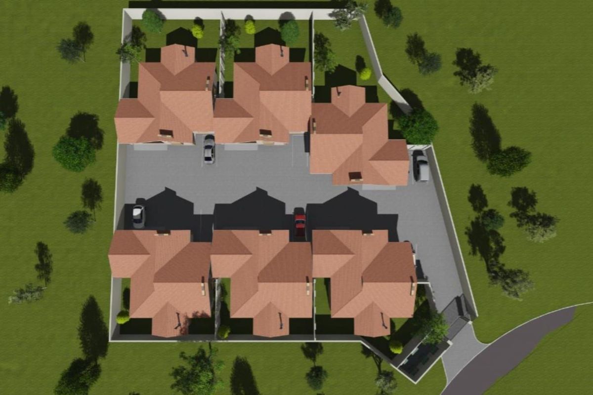 Townhouse For Sale in Celtic Meadows - Photo 2