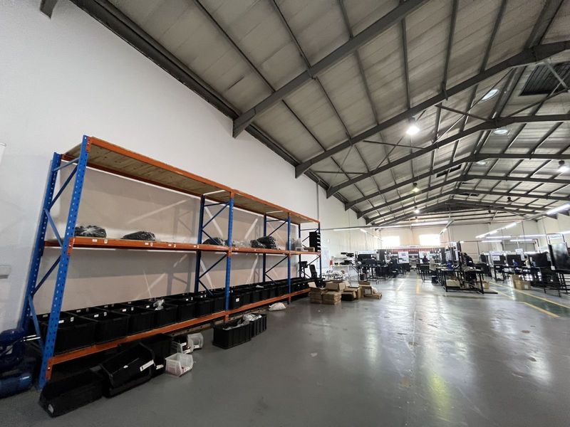 Industrial To Rent in Route 21 Business Park - Photo 6