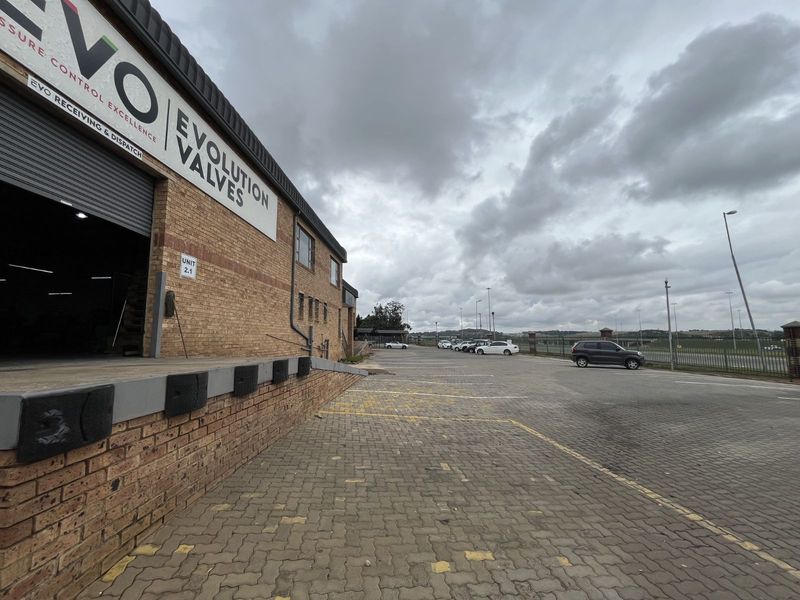 Industrial To Rent in Route 21 Business Park - Photo 10