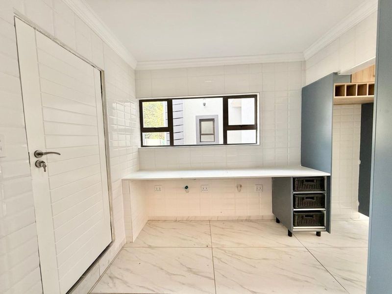 House For Sale in Montana - Photo 8