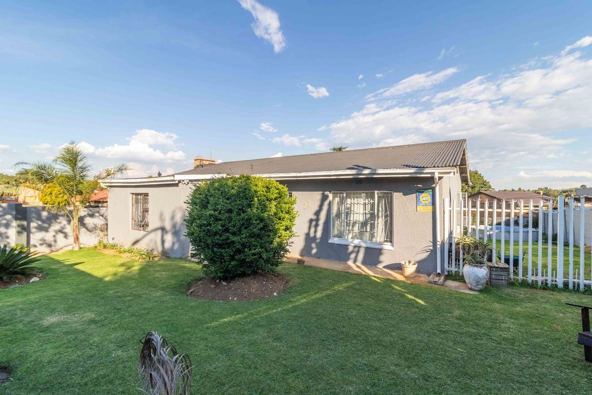 House For Sale in Lewisham - Photo 5