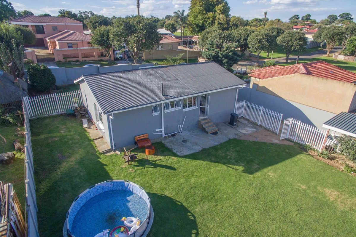 House For Sale in Lewisham - Photo 3