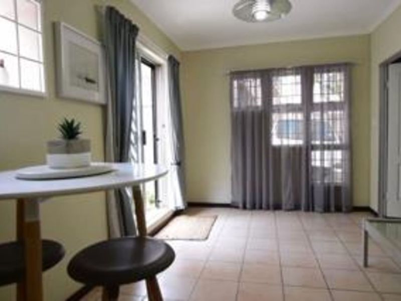 House For Sale in Weltevreden Park - Photo 9