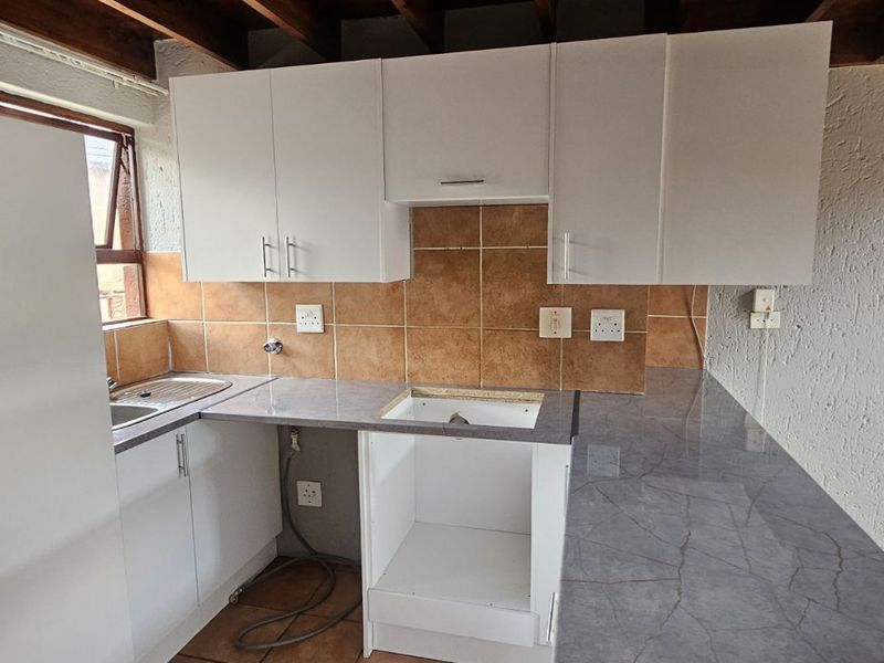 Apartment To Rent in Magaliessig - Photo 3