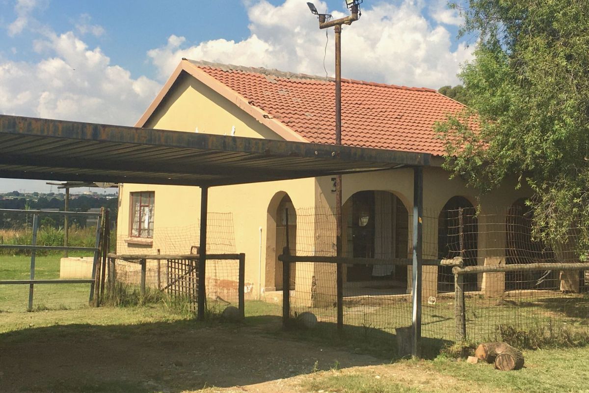 House For Sale in Knoppieslaagte - Photo 3