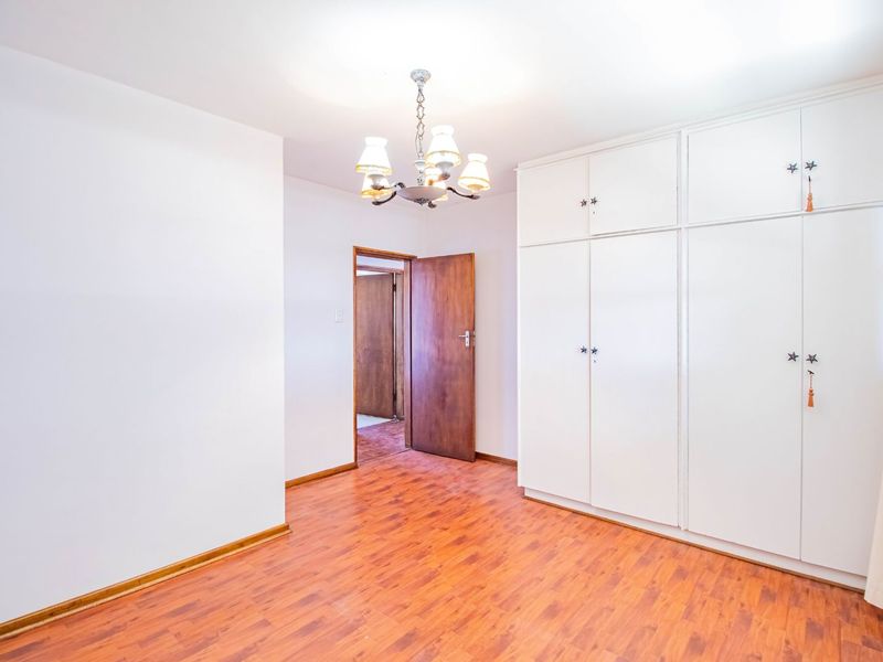 Apartment For Sale in Strand North - Photo 8