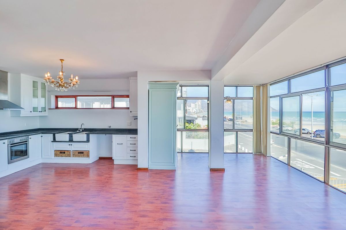 Apartment For Sale in Strand North - Photo 2