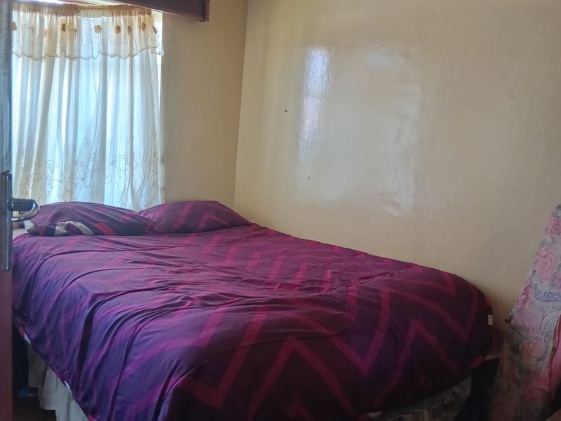 House For Sale in Phuthaditjhaba Central - Photo 8