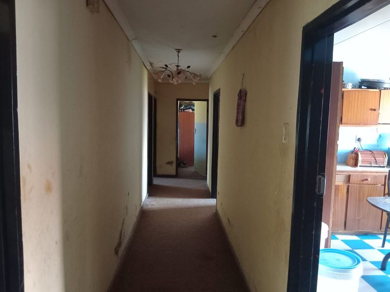 House For Sale in Phuthaditjhaba Central - Photo 7