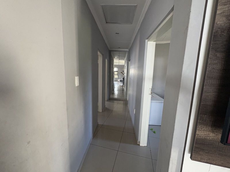 House For Sale in Amandasig - Photo 8