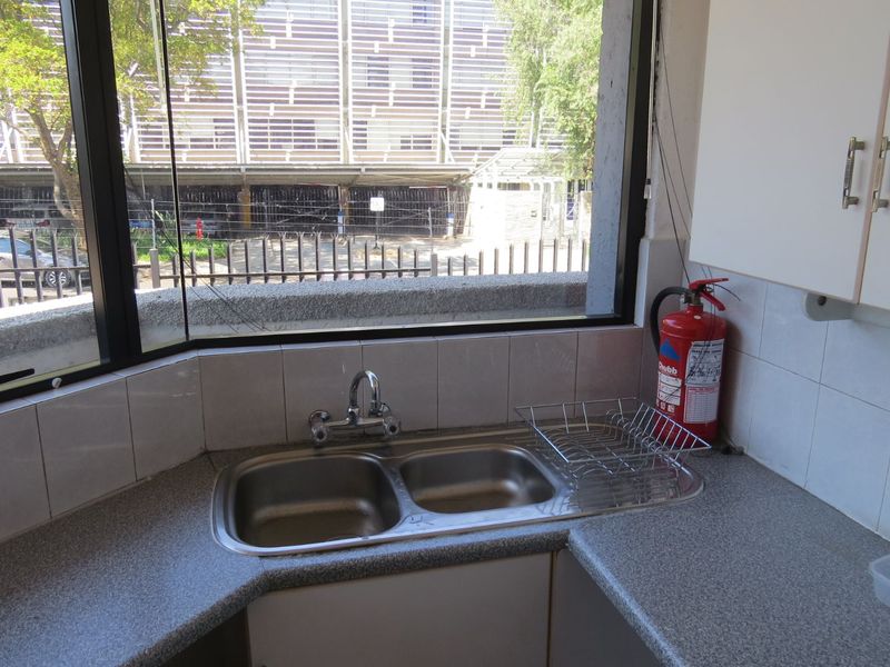 Commercial To Rent in Bedfordview Central - Photo 5