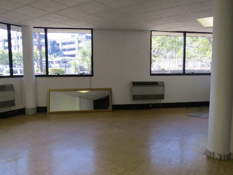 Commercial To Rent in Bedfordview Central - Photo 3