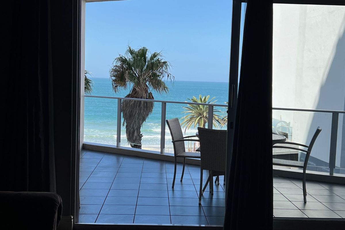 Apartment For Sale in Diaz Beach - Photo 2