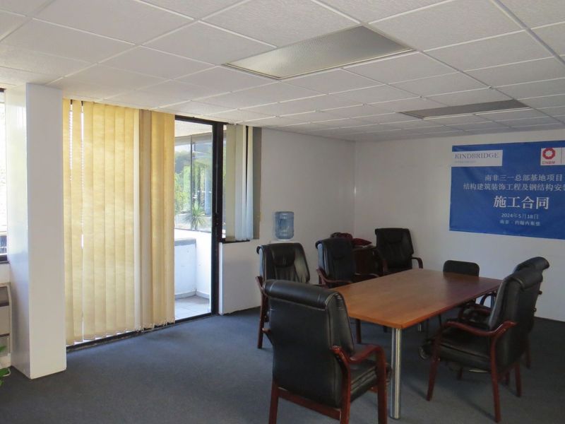 Commercial To Rent in Bedfordview Central - Photo 3