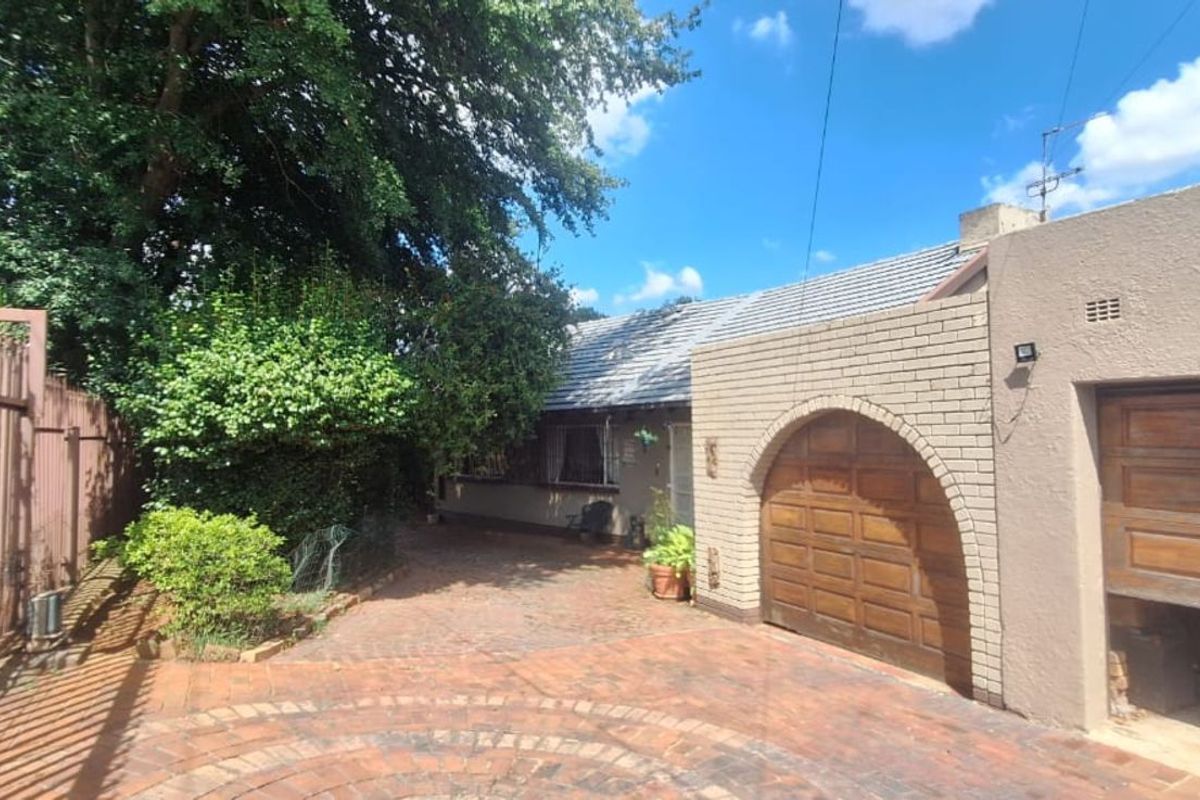 House For Sale in Hamberg - Photo 3