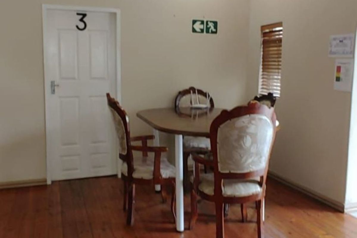 House For Sale in Brixton - Photo 5