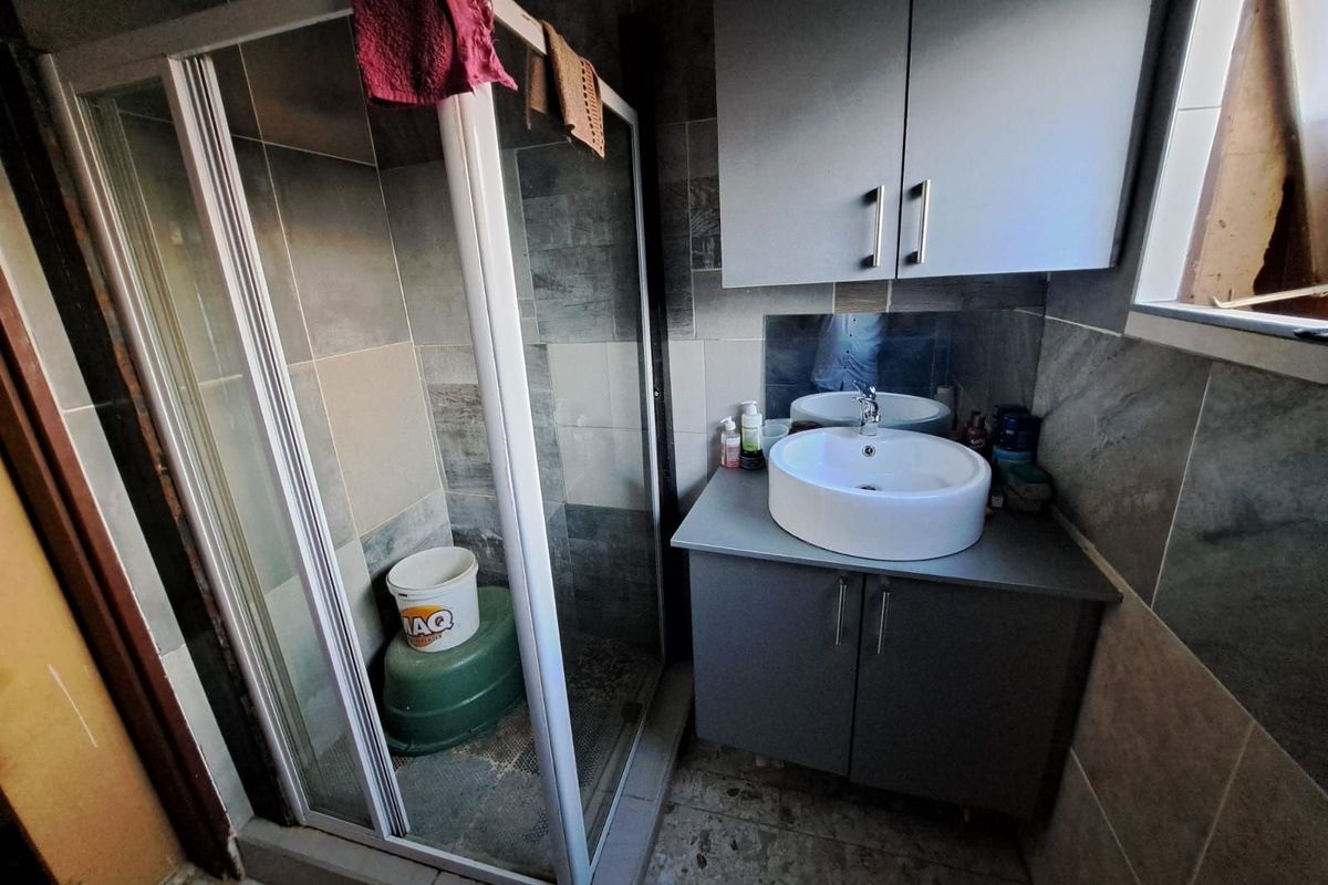 House For Sale in Nellmapius - Photo 3