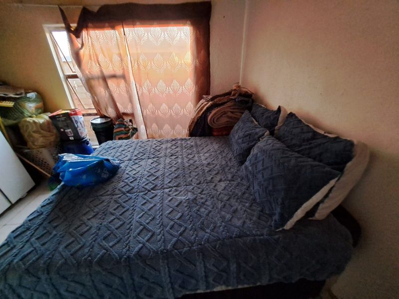 House For Sale in Nellmapius - Photo 2