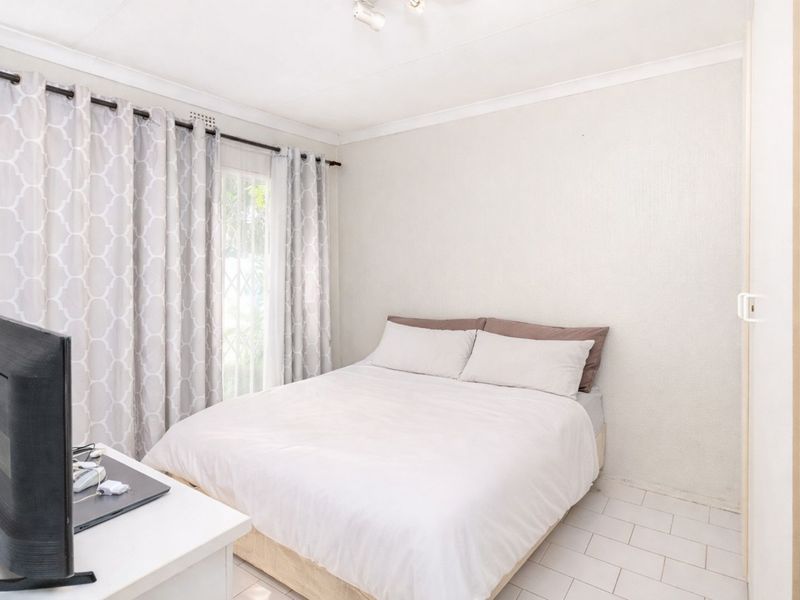 House For Sale in Blairgowrie - Photo 8