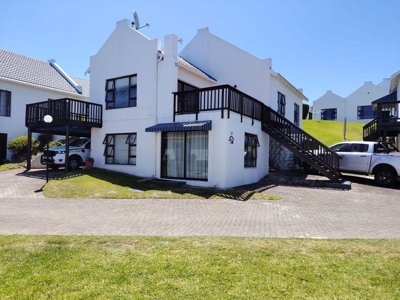 Townhouse For Sale in Tergniet - Photo 1
