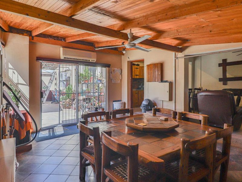 House For Sale in Ashton Central - Photo 9