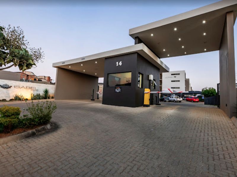 House For Sale in North Riding - Photo 2