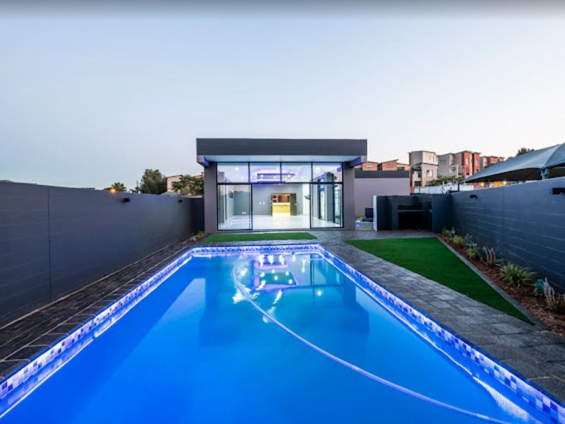 House For Sale in North Riding - Photo 3