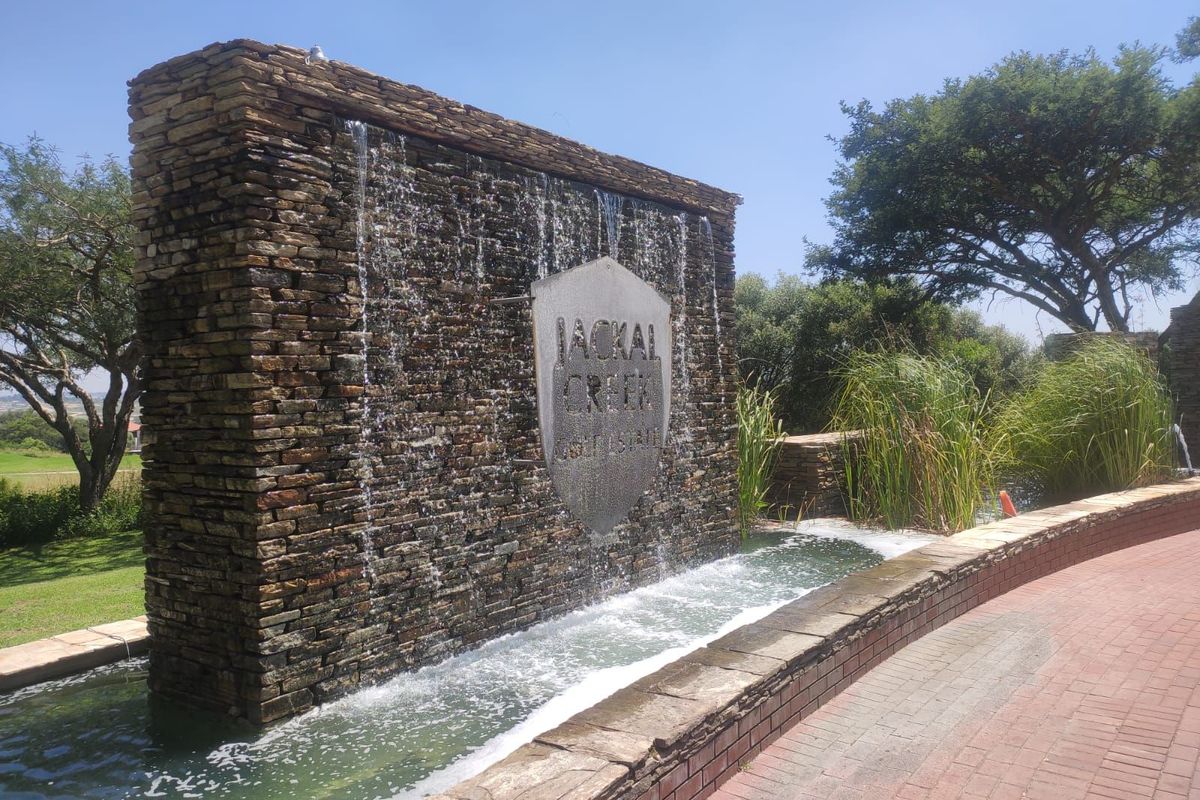 Apartment For Sale in North Riding - Photo 3