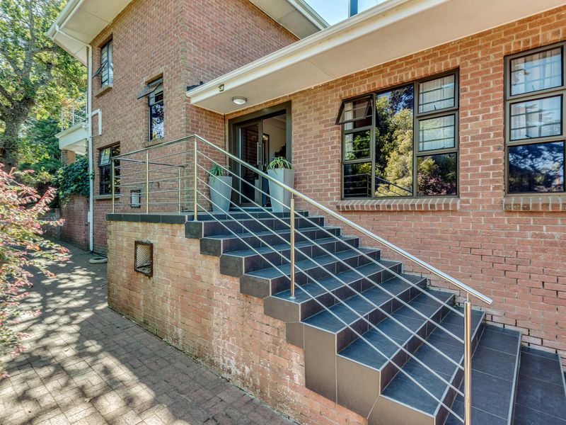 House For Sale in Walmer - Photo 2