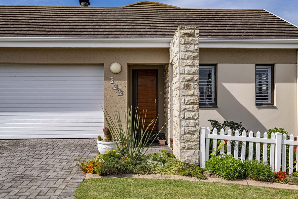 House For Sale in Kamma Ridge - Photo 2