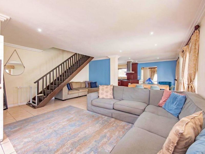 House For Sale in Beverley - Photo 4