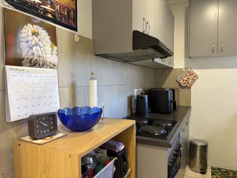 Apartment For Sale in Plumstead - Photo 10