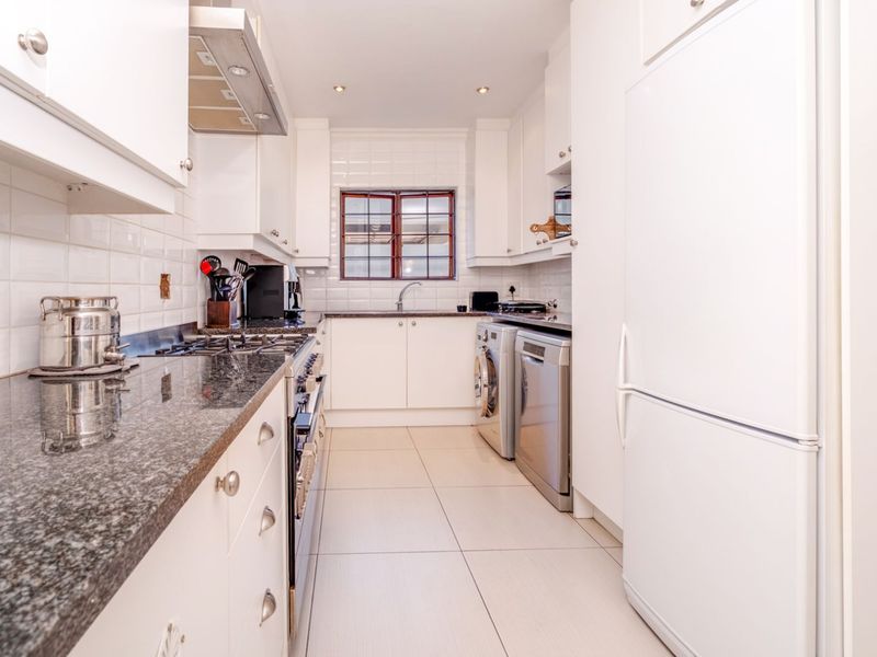 House For Sale in Fairland - Photo 10