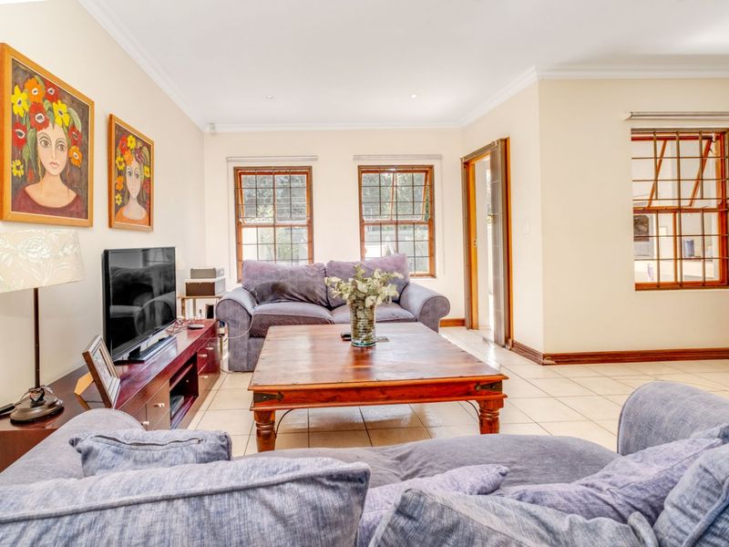 House For Sale in Fairland - Photo 4