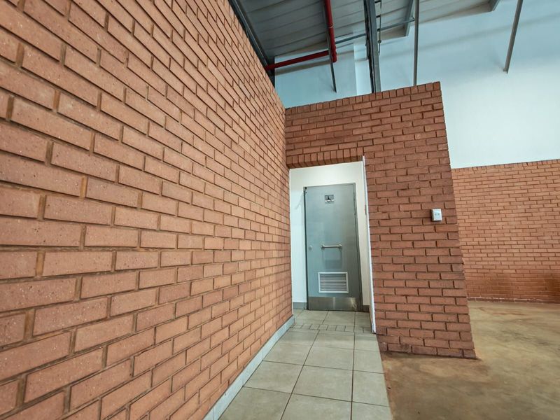 Industrial To Rent in Witfontein - Photo 10