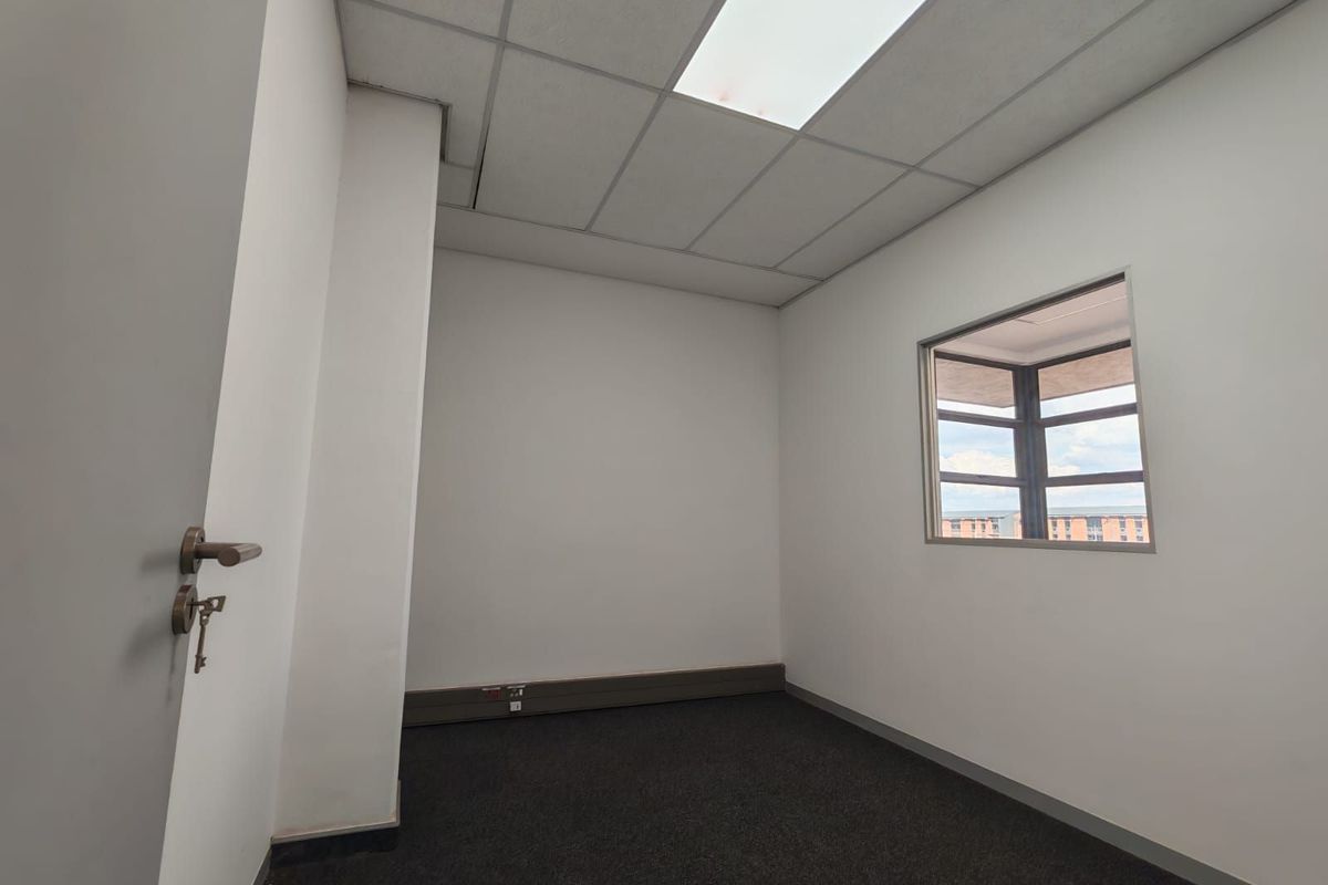 Industrial To Rent in Witfontein - Photo 5