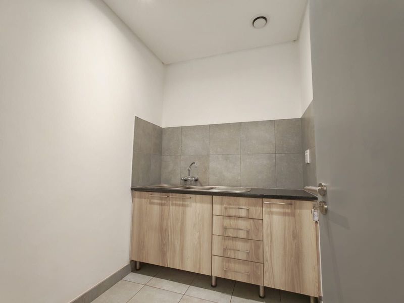 Industrial To Rent in Witfontein - Photo 4