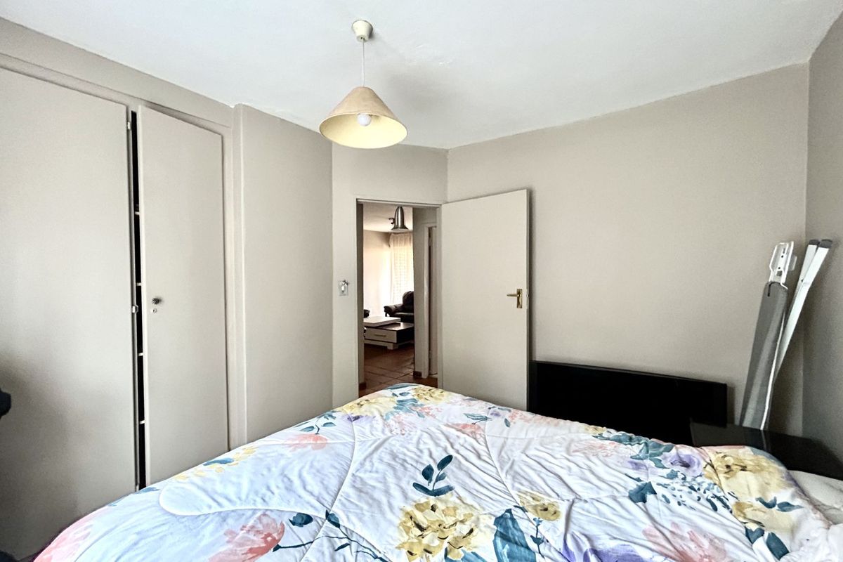 Apartment For Sale in Faerie Glen - Photo 5