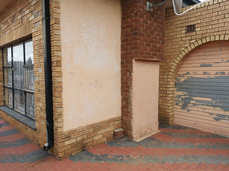 House For Sale in Mabopane Central - Photo 10