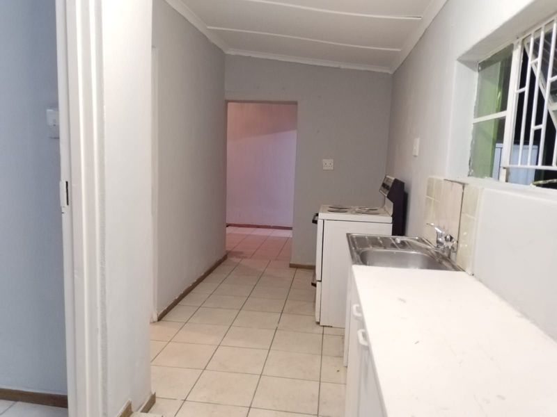 Apartment To Rent in Cradock Central - Photo 7