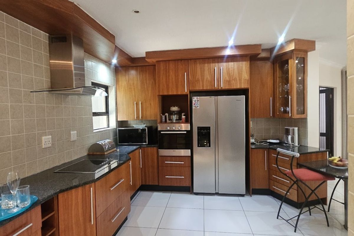 House For Sale in Carlswald - Photo 4