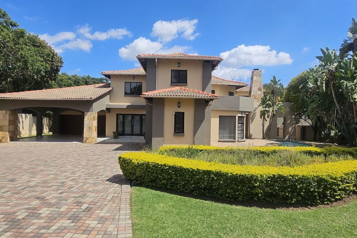 House For Sale in Carlswald - Photo 2