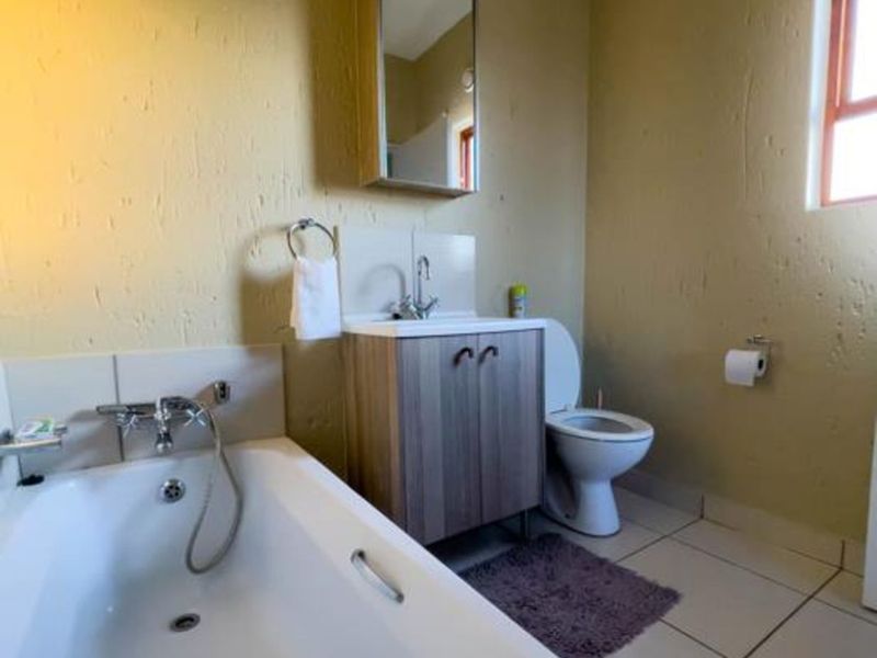 Apartment To Rent in Paulshof - Photo 9